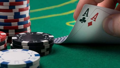 Как научиться играть и побеждать в покере