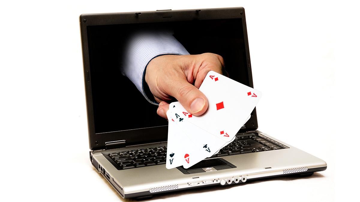Покер как профессия: игра в онлайне