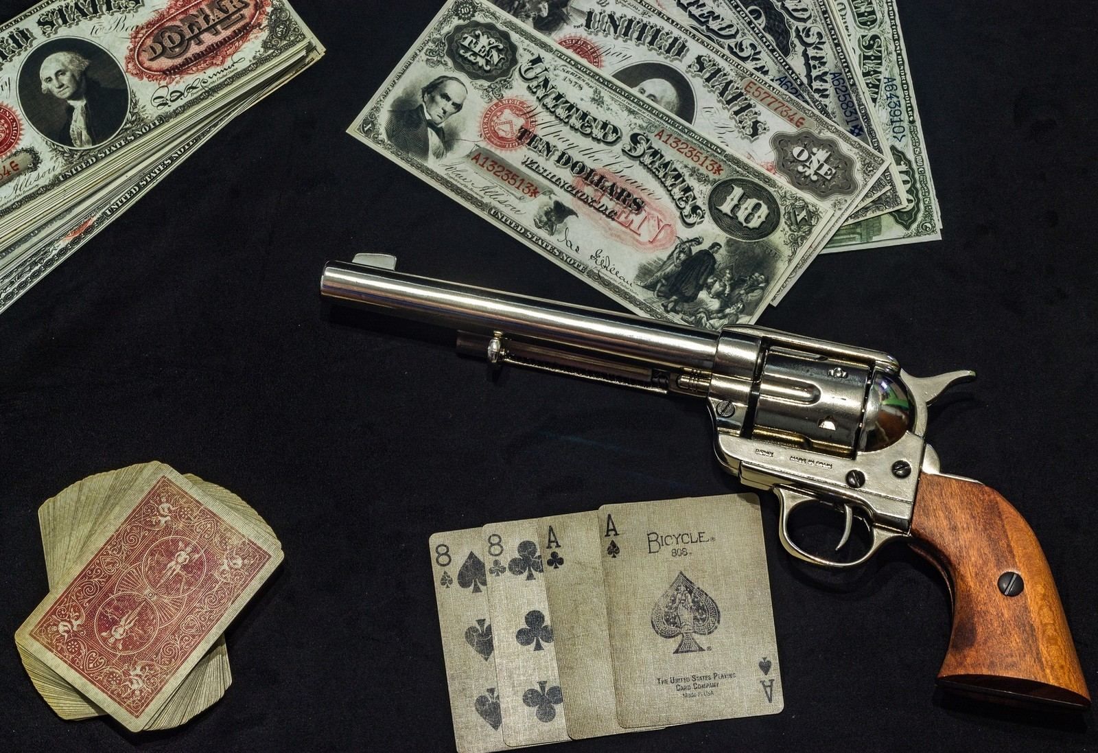 Рука Мерця: як грали у покер на Дикому Заході