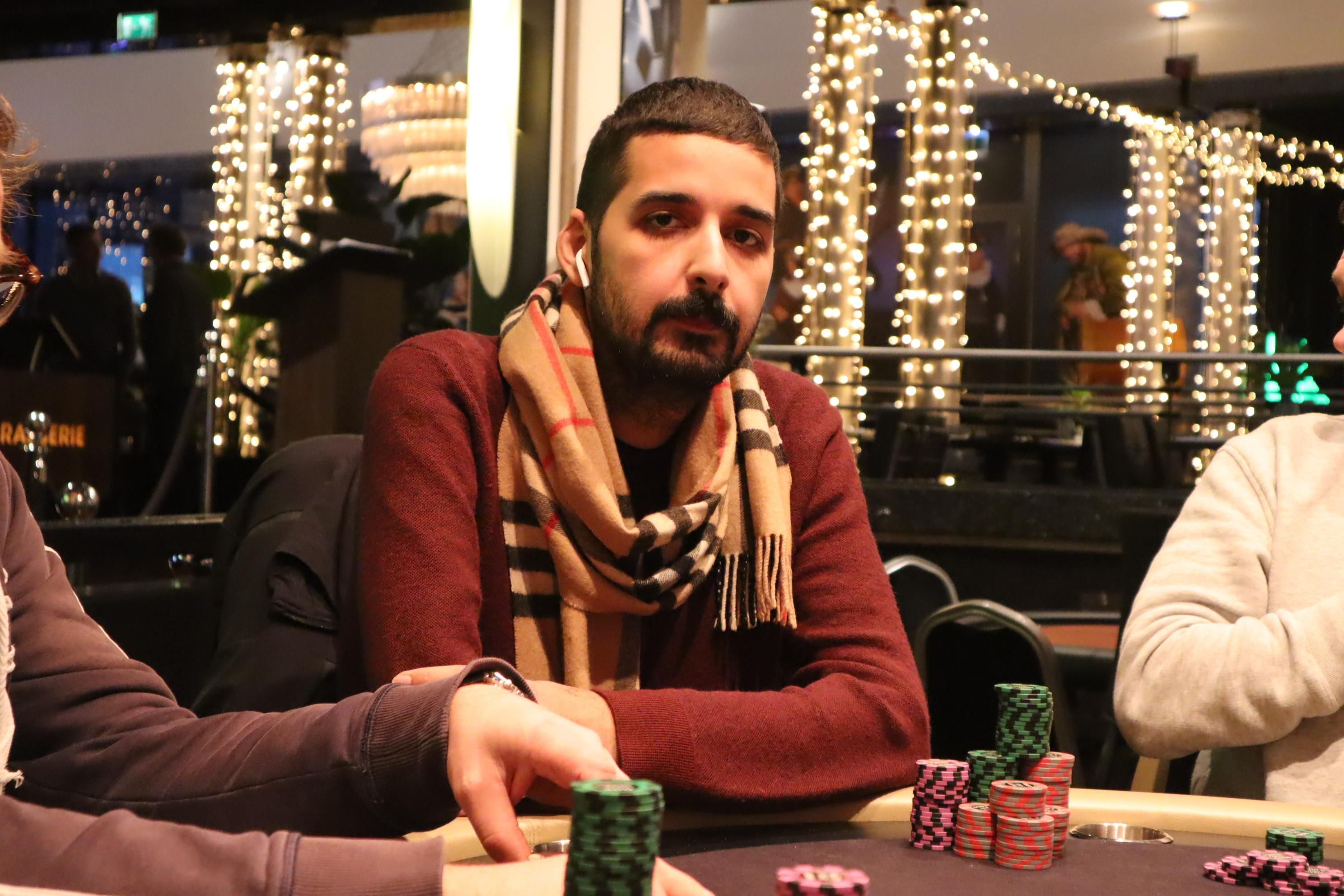 Впервые в истории турецкий покерист выиграл чемпионский браслет WSOP