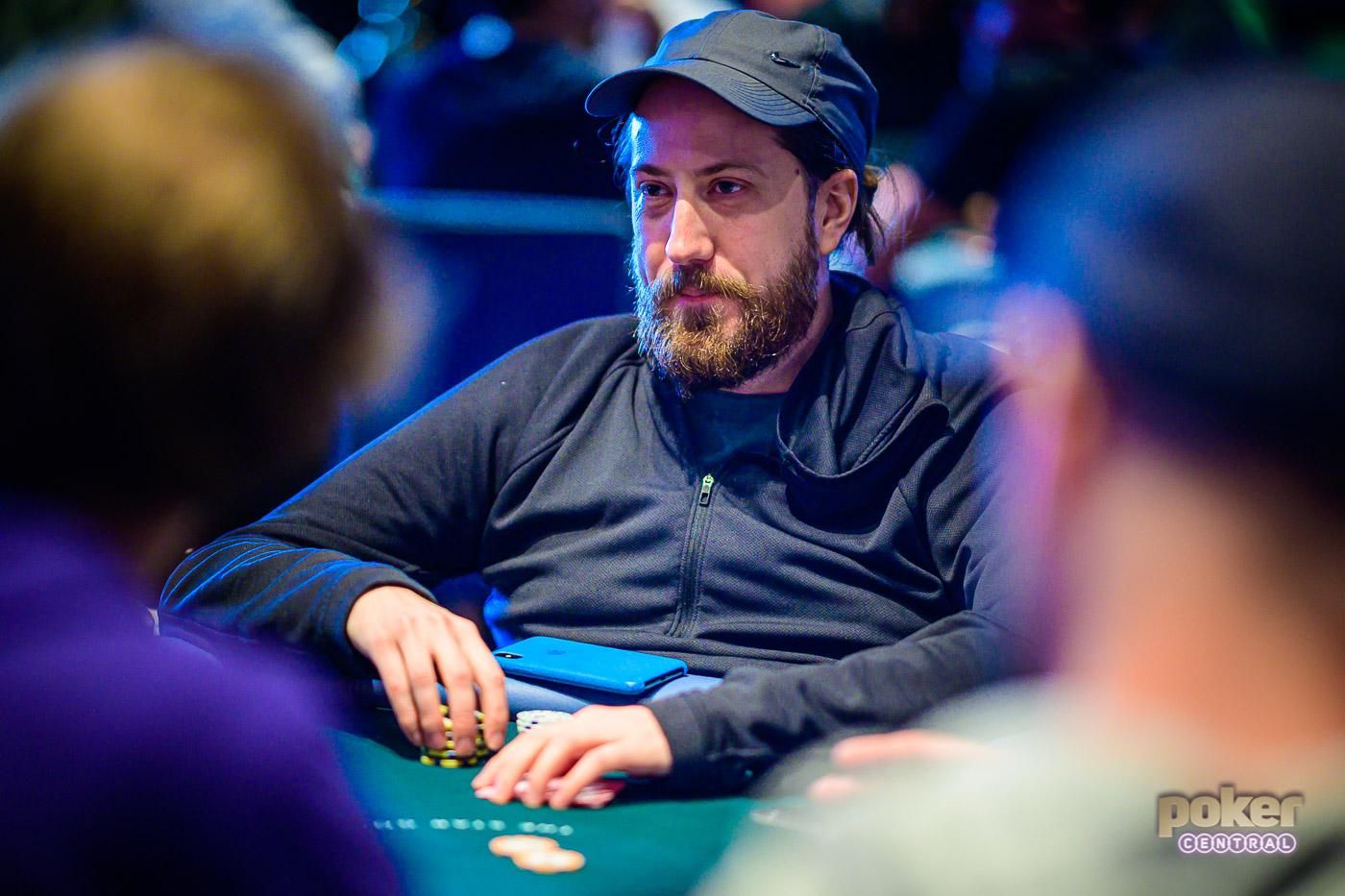 Ирландский покерист заработал почти 230 тысяч долларов за вечер