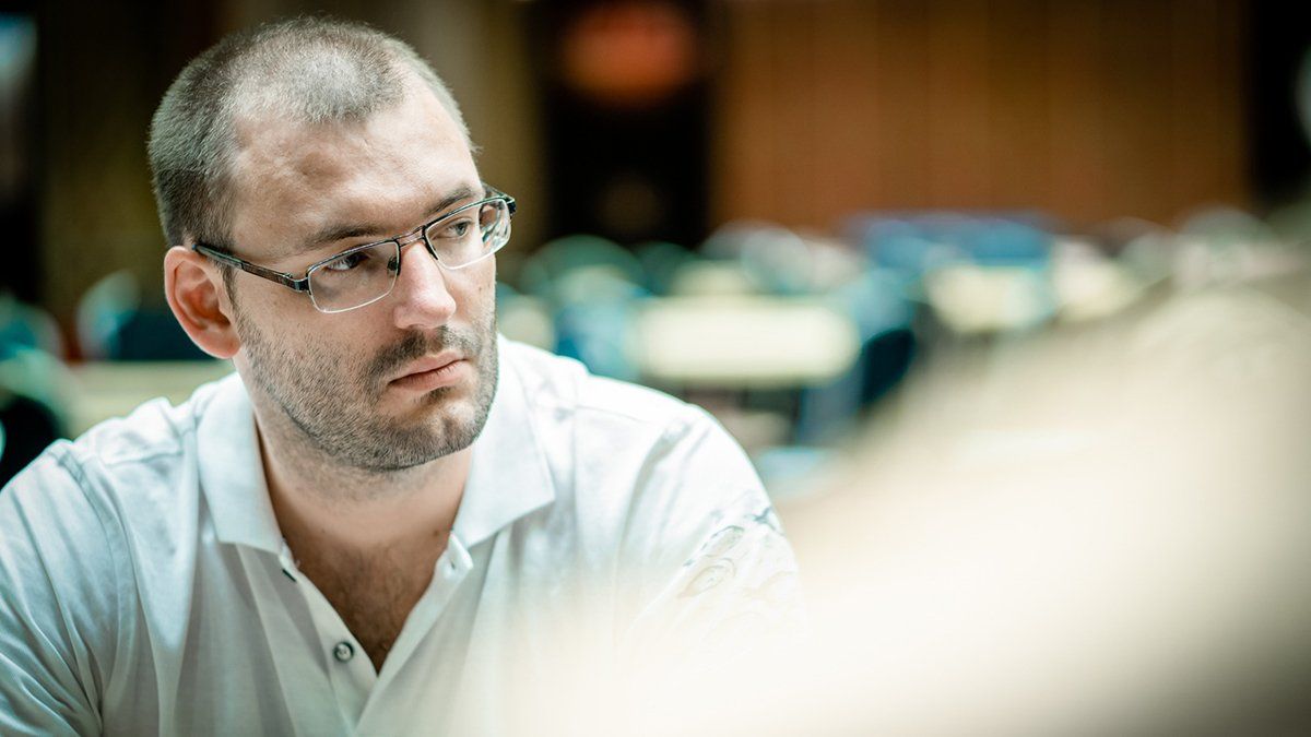 Українець потрапив за фінальний стіл одного з головних покерних турнірів тижня