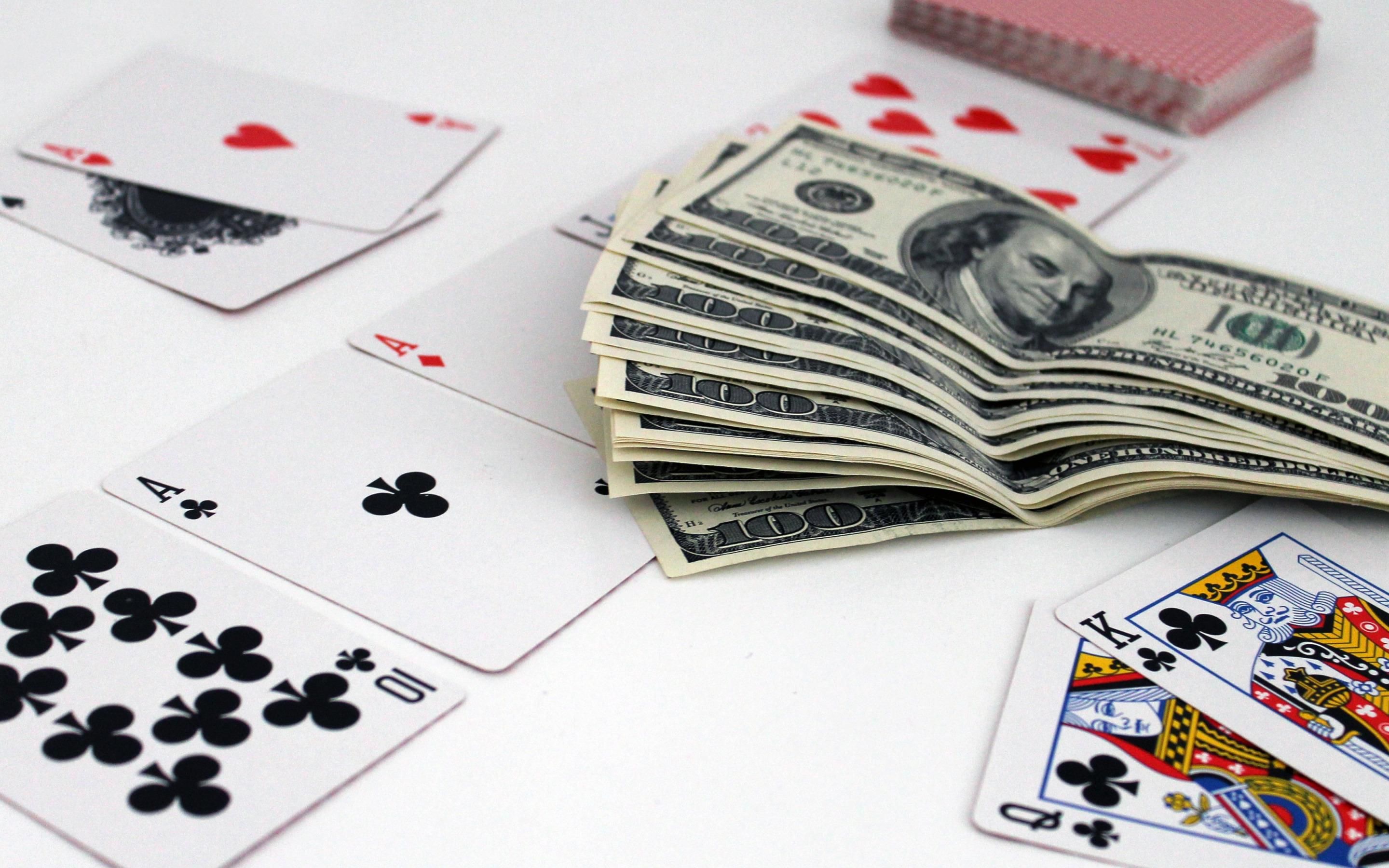 Український покерист заробив 80 тисяч доларів за друге місце в престижному турнірі