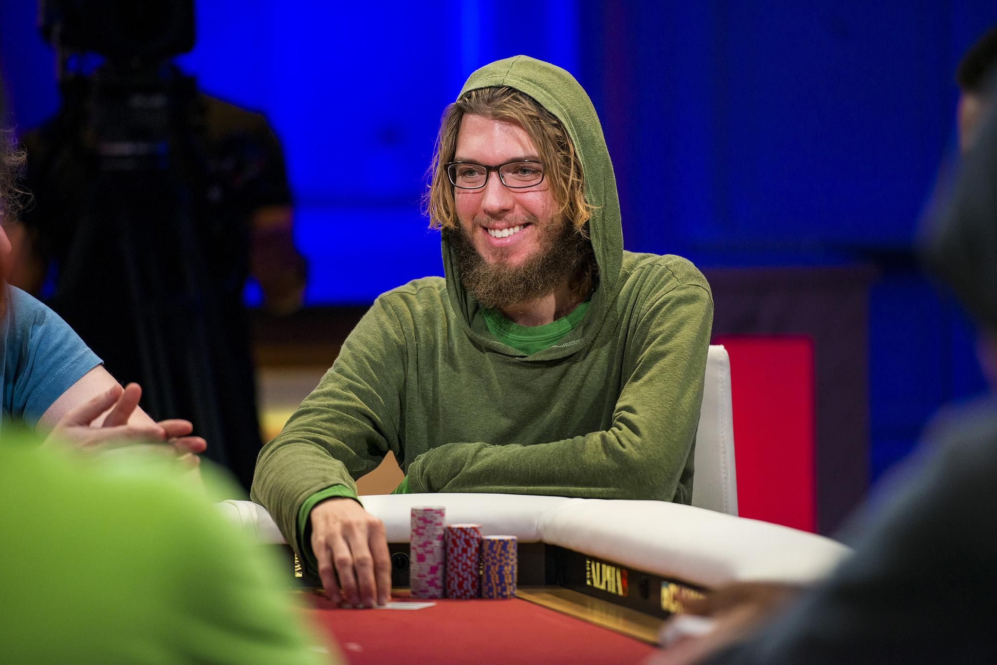 Троє американців поділили увесь фонд турніру покерних багатіїв - Покер