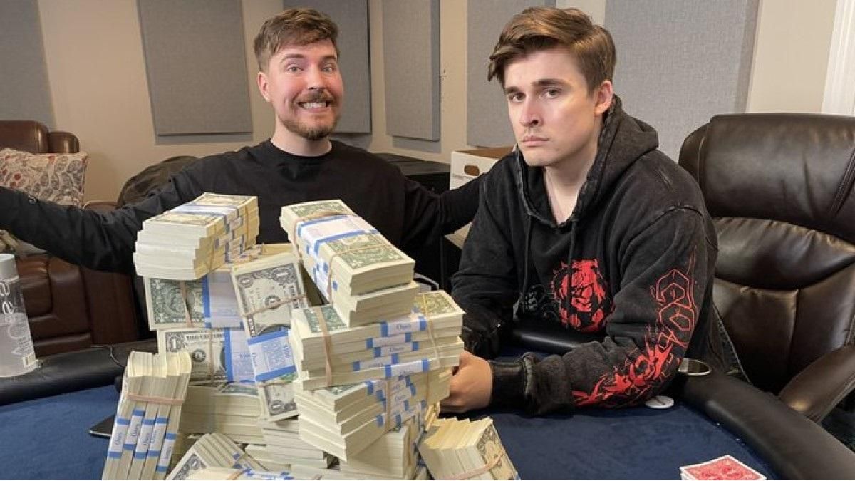 Когда деньги не проблема: звезда YouTube Джимми Дональдсон бросился покорять покерные вершины - Покер