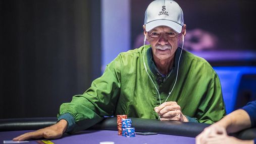 Победил рак и отдает все деньги от покера на благотворительность: феномен Билла Кляйна