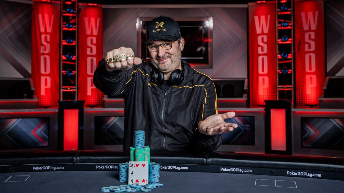 "Білий маг" тріумфує  Філ Хельмут оновив рекорд Світової серії покеру - Покер