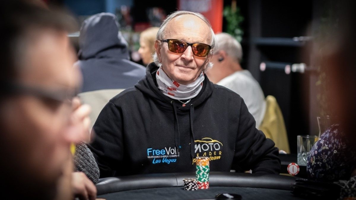 Покерист, який об'їздив увесь світ, щоб встановити рекорд  чим прославився Мирослав Кліс - Покер