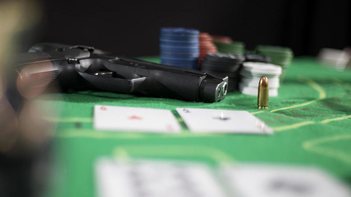 Ограбление во время игры в покер