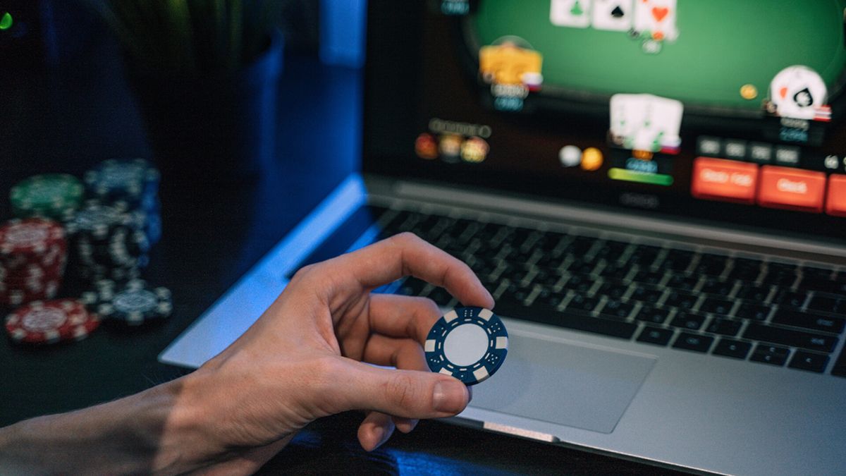 Украинцы зарабатывают в онлайн-покере
