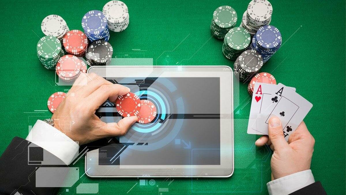 Онлайн-покер