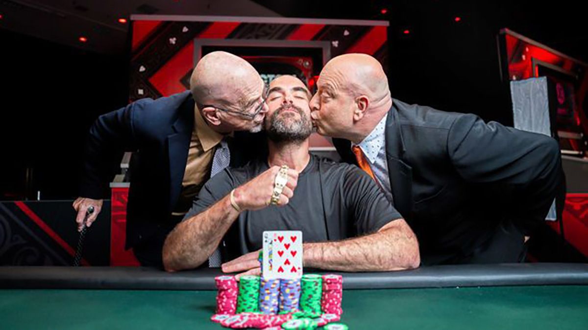 Ник Гуагенти выиграл свой первый браслет WSOP - Покер